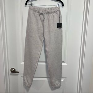 Set Active Heather Grey Sweatpants Joggers Size Small NWT
